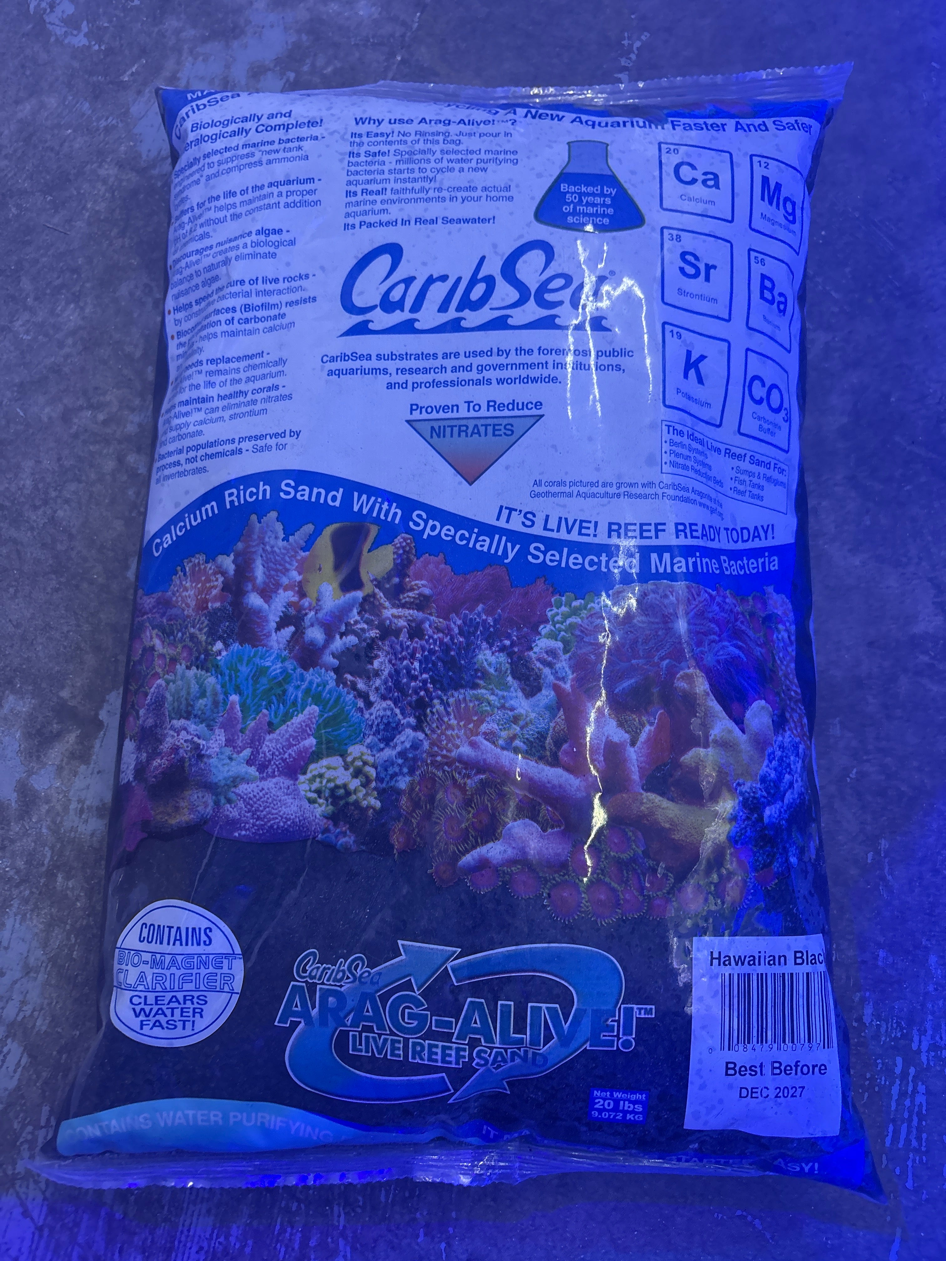 Caribsea Alive Hawaiian Black Sand 20lb